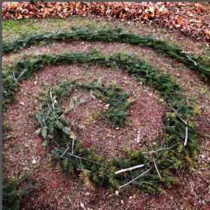 reuse garden debris labyrinth