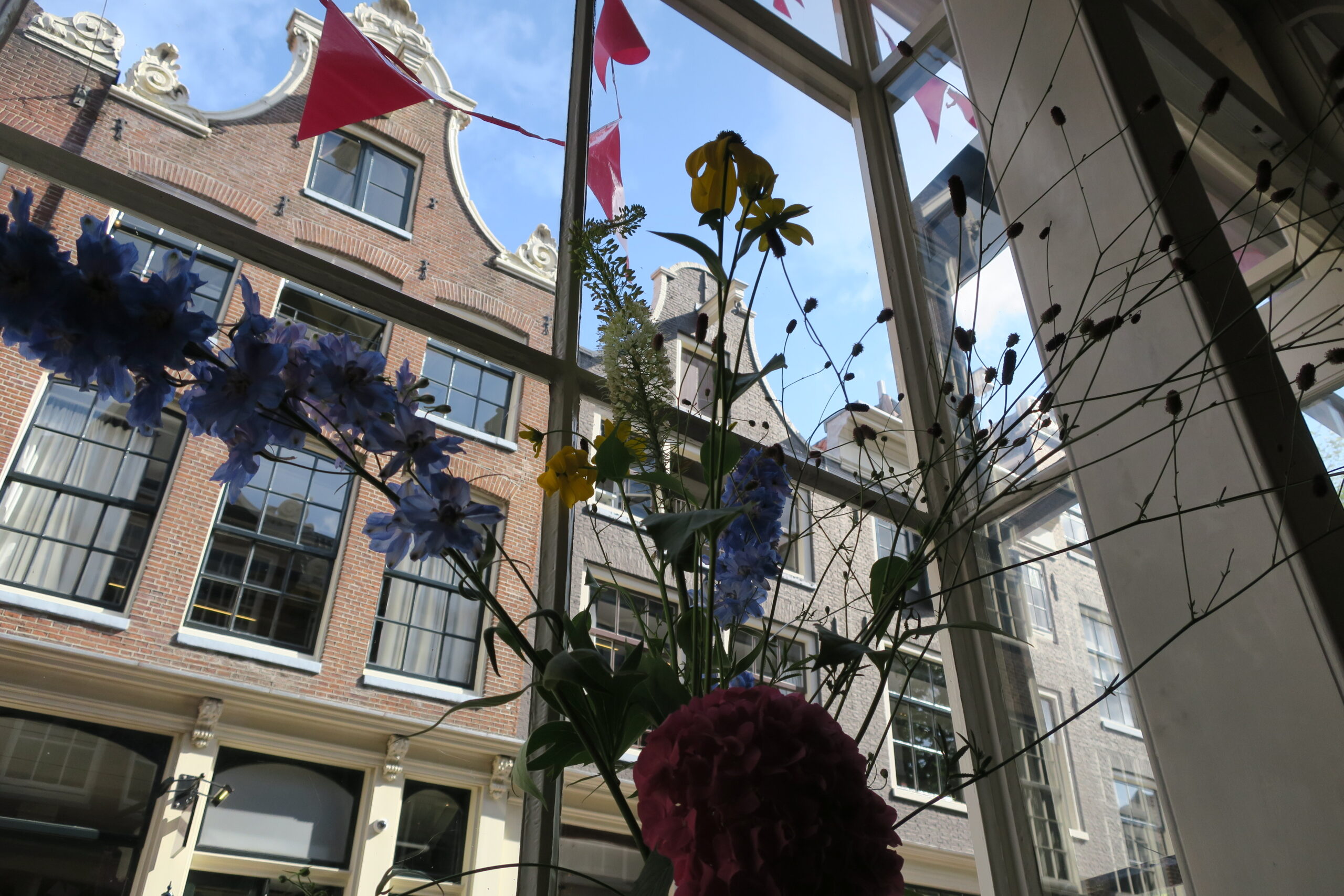 cafe flowers, Amsterdam